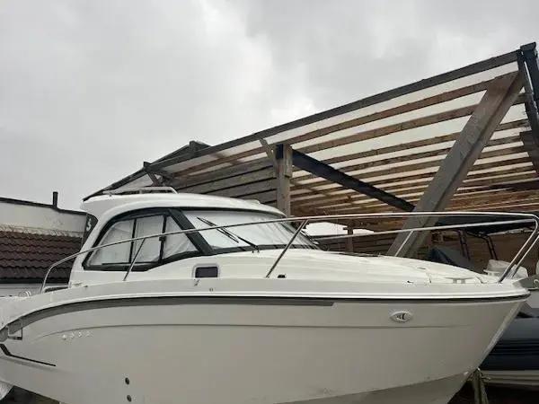 beneteau Antares 7