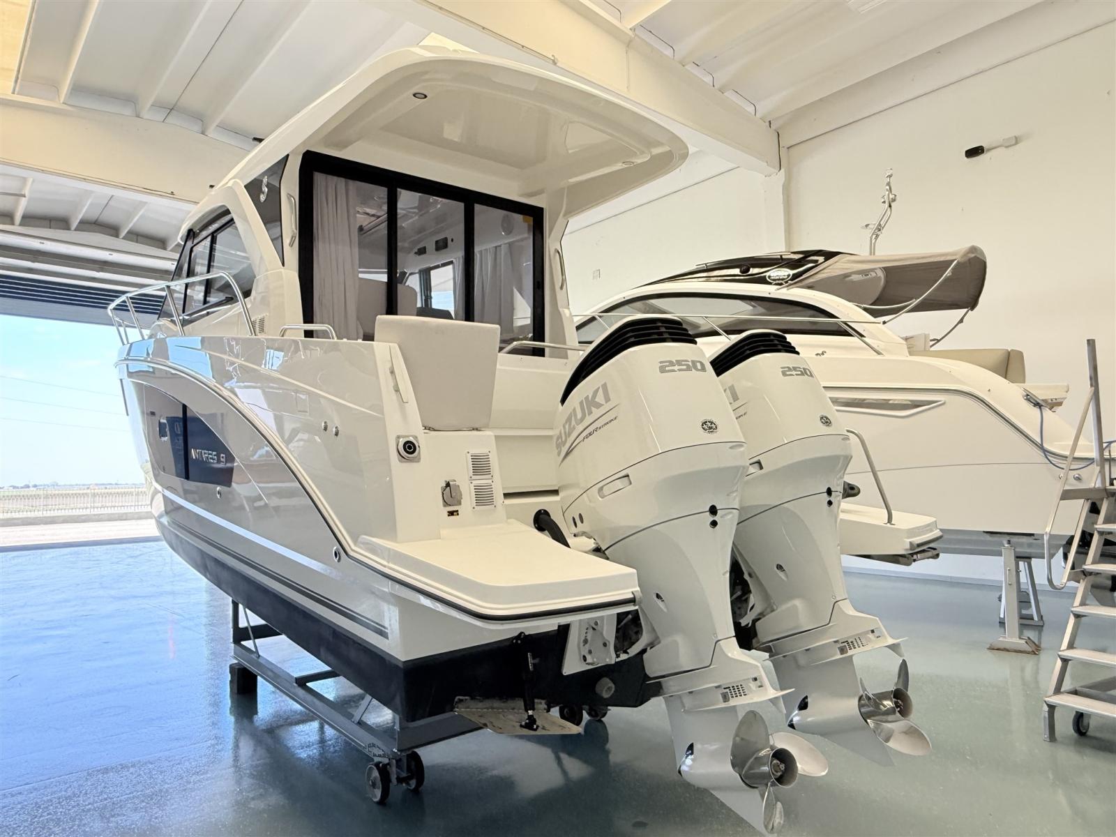 beneteau Antares 9 ob v2
