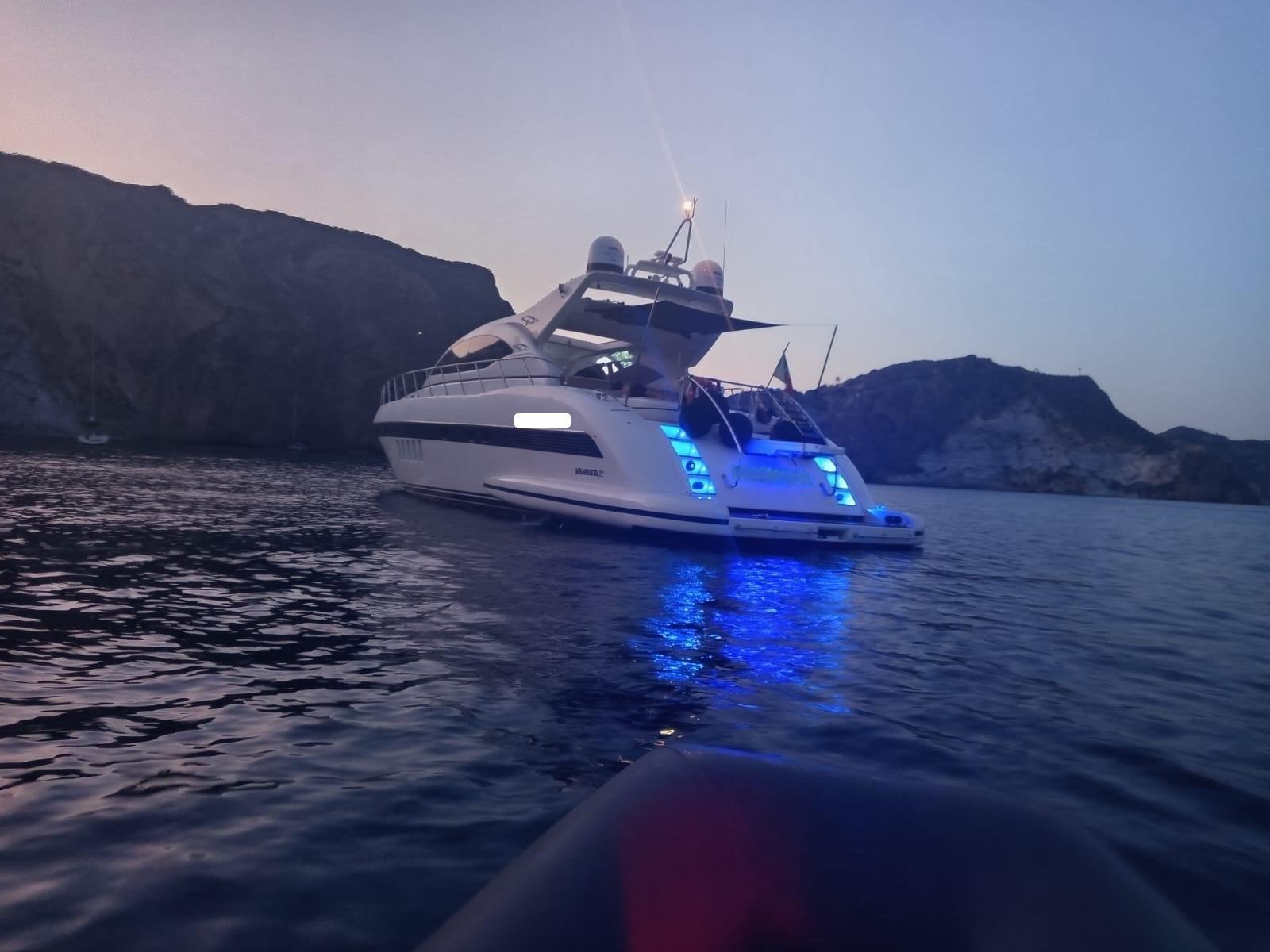 overmarine Mangusta 72 ht