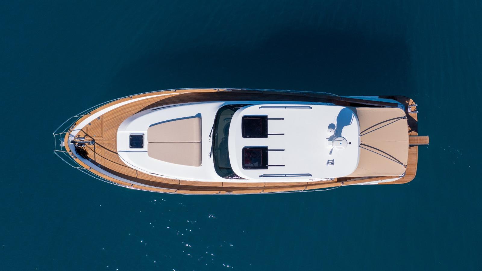 monachus yachts Monachus 47 rc