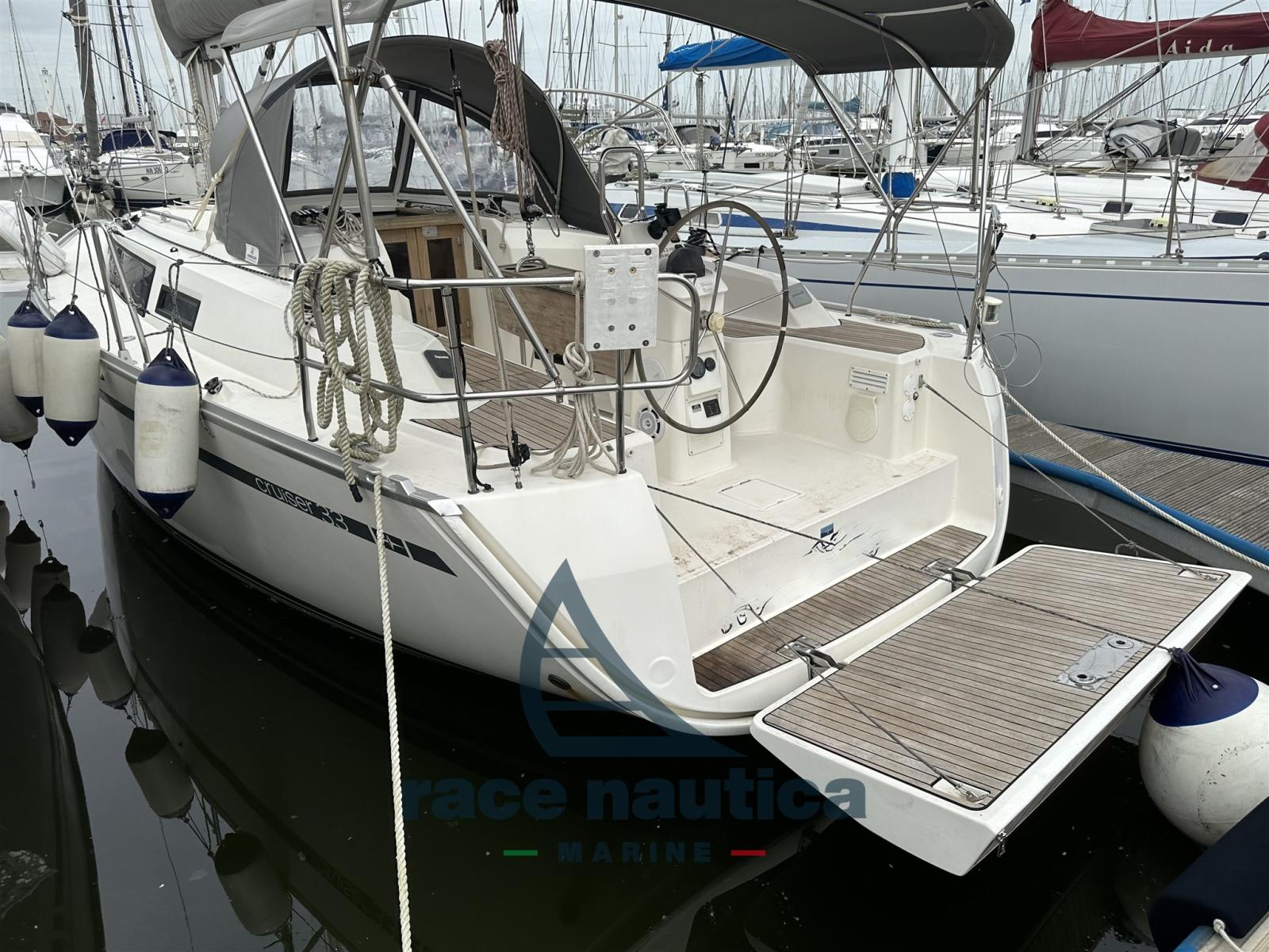 bavaria yachts Cruiser 33