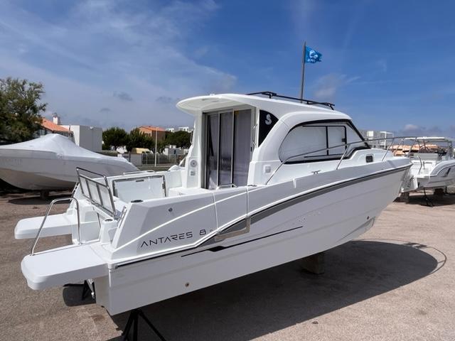 beneteau Antares 8 ob v2