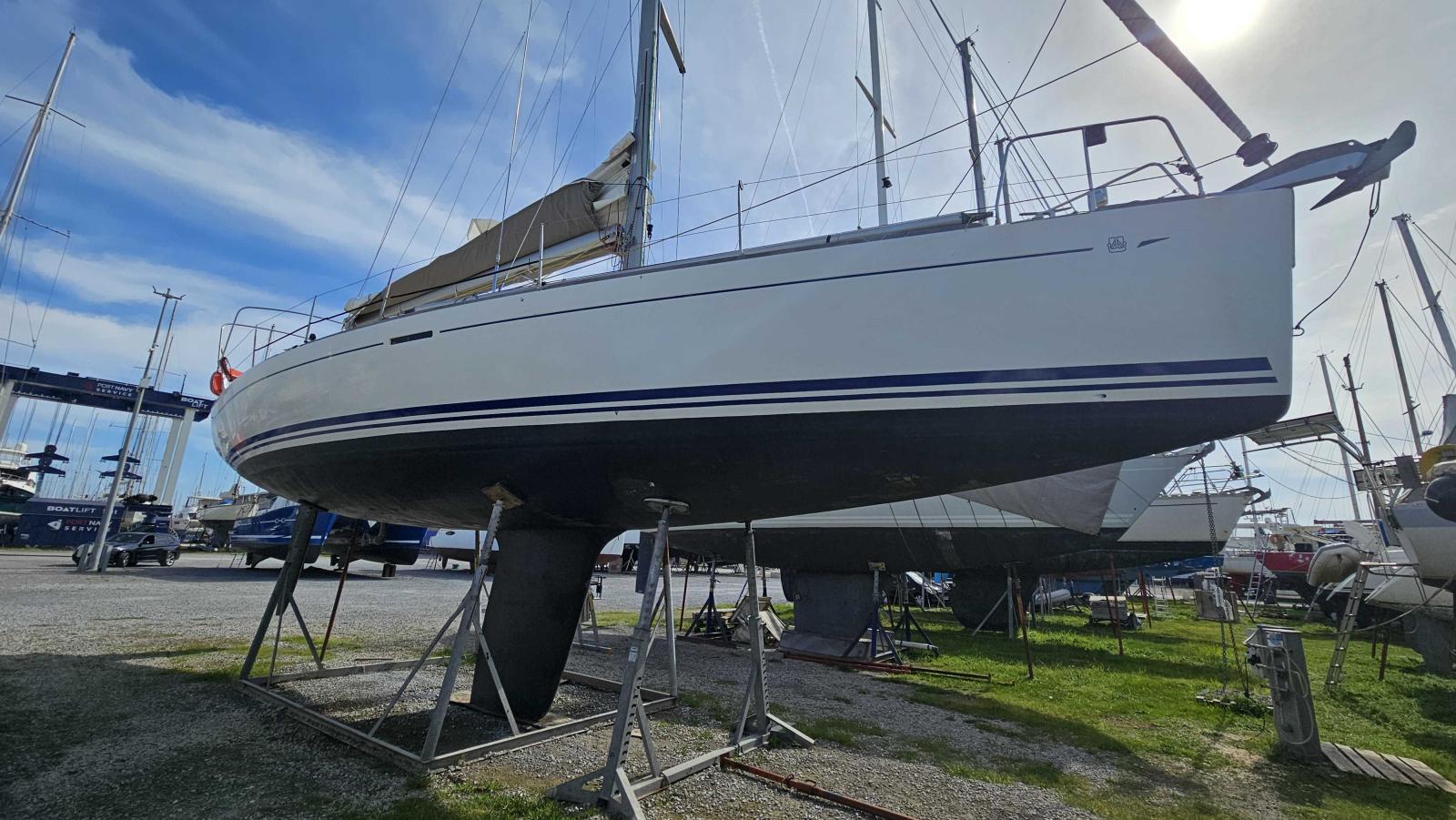 dufour 44 performance