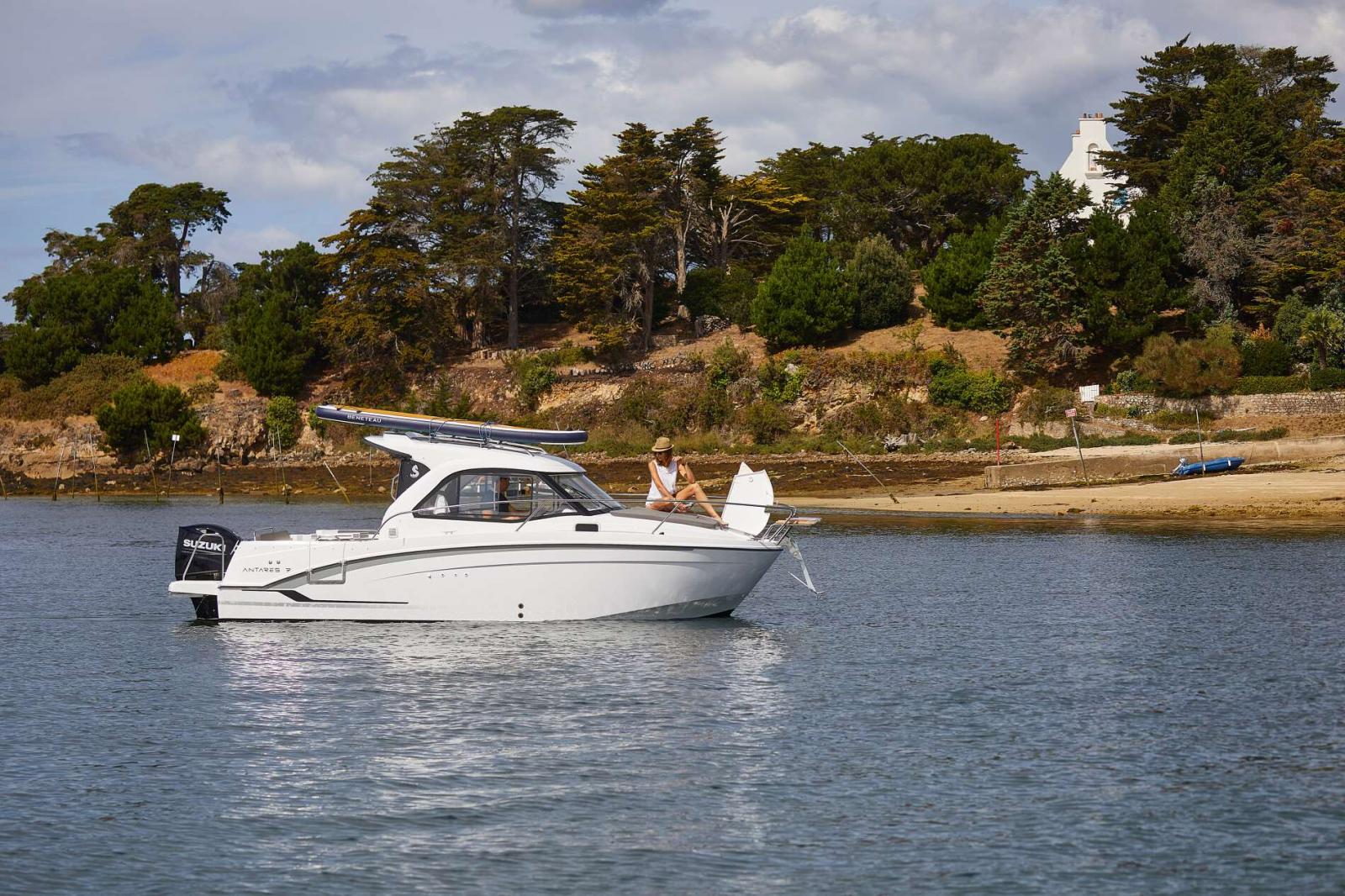 beneteau Antares 7 ob v2