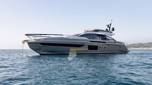 Azimut s8