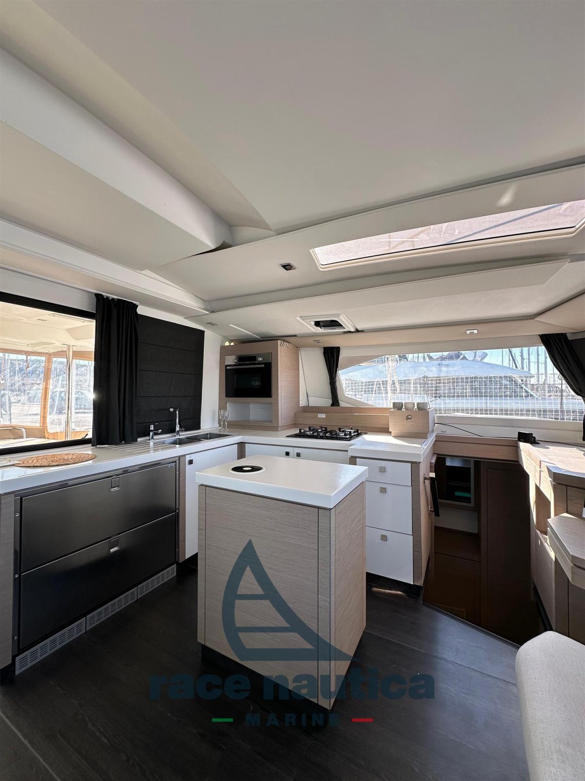 fountaine pajot Saona 47