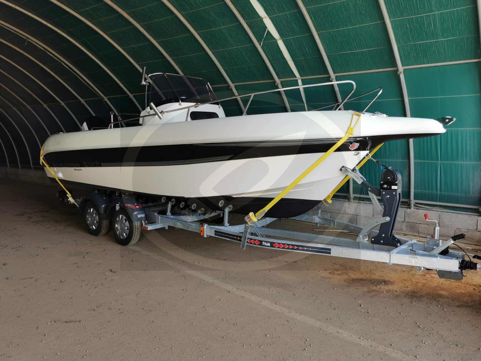 Selection Boats Aston 23