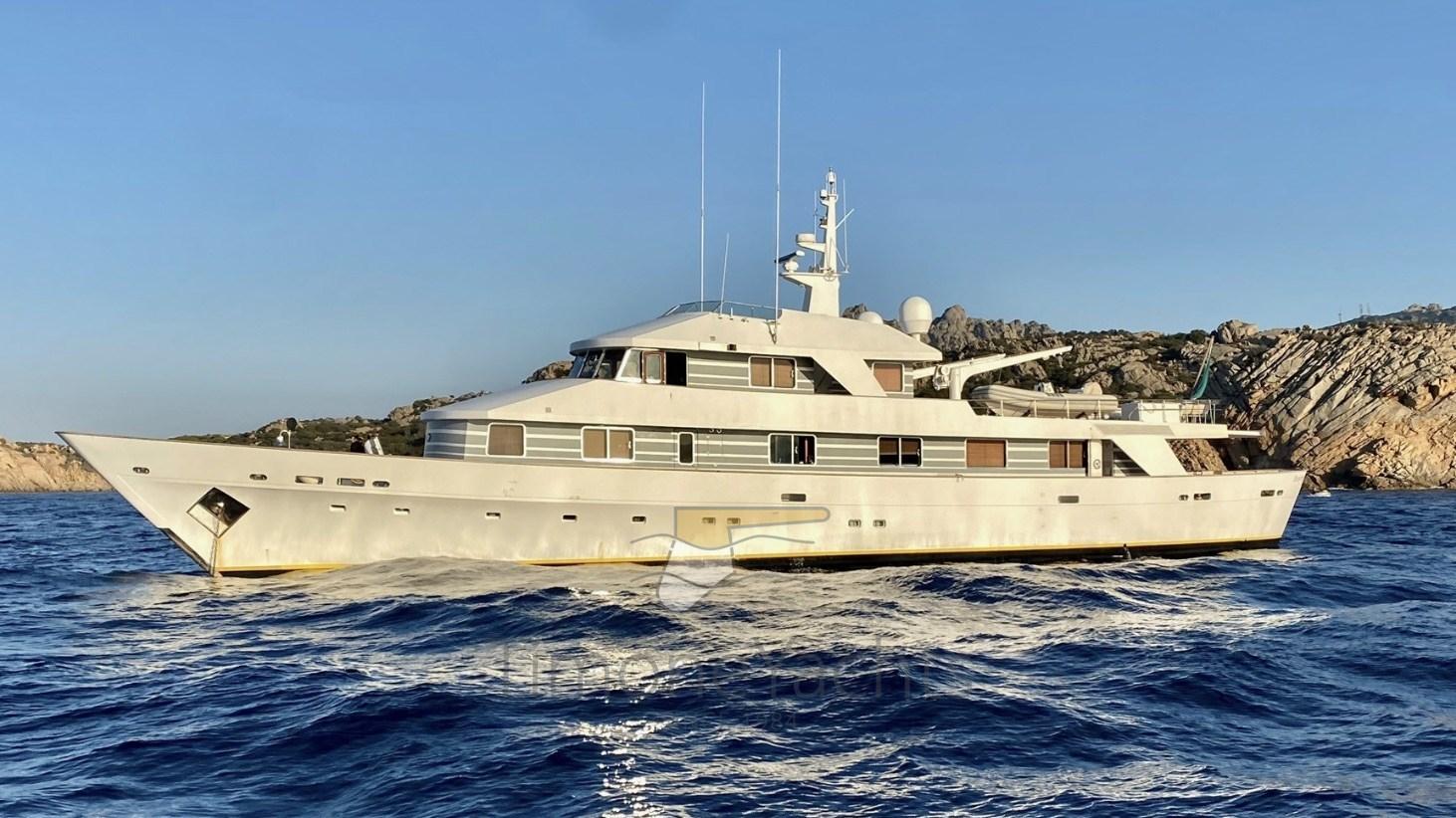 Camper & nicholson 40 mt steel/aluminium