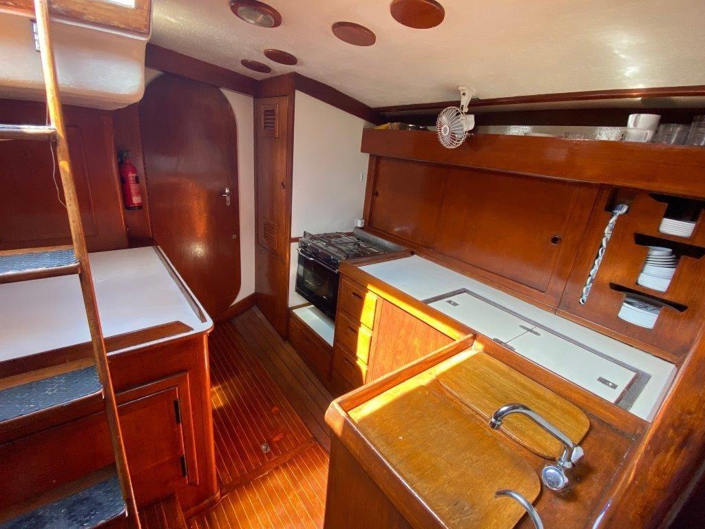 fran mass Standfast 47