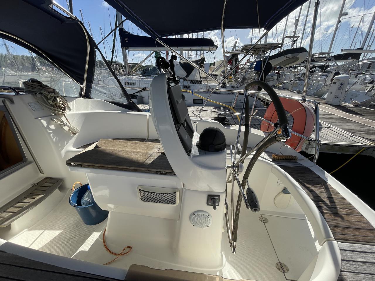 bavaria yachts 33 Cruiser