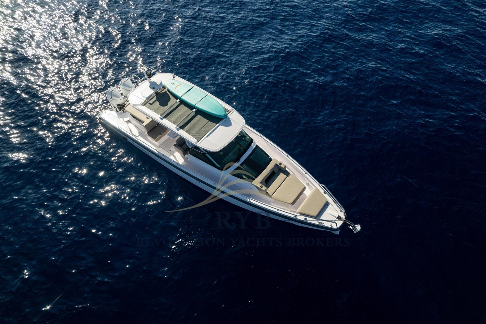 axopar 37 sun top