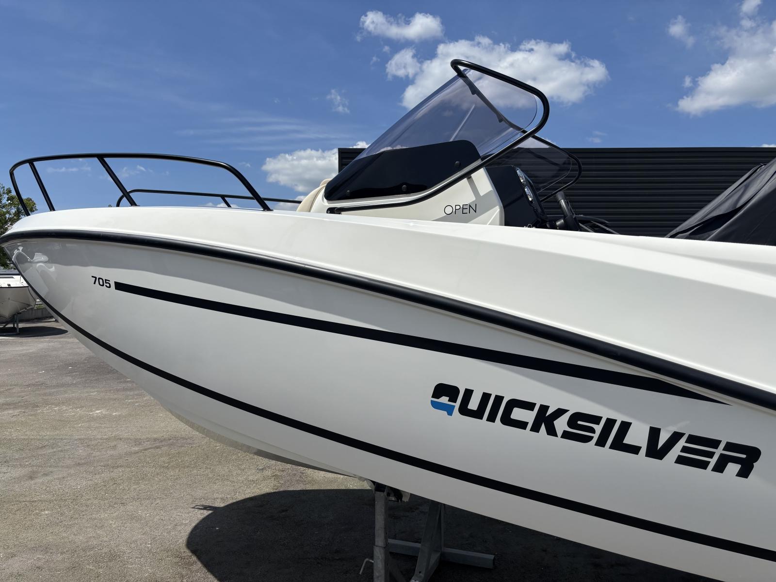 quicksilver 705 open