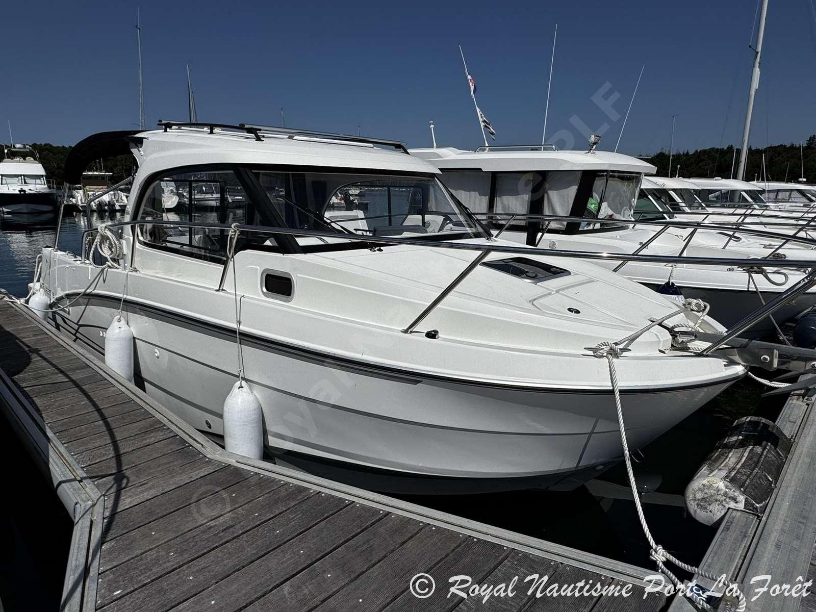 beneteau Antares 8 ob