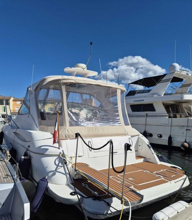 cruisers yachts 440