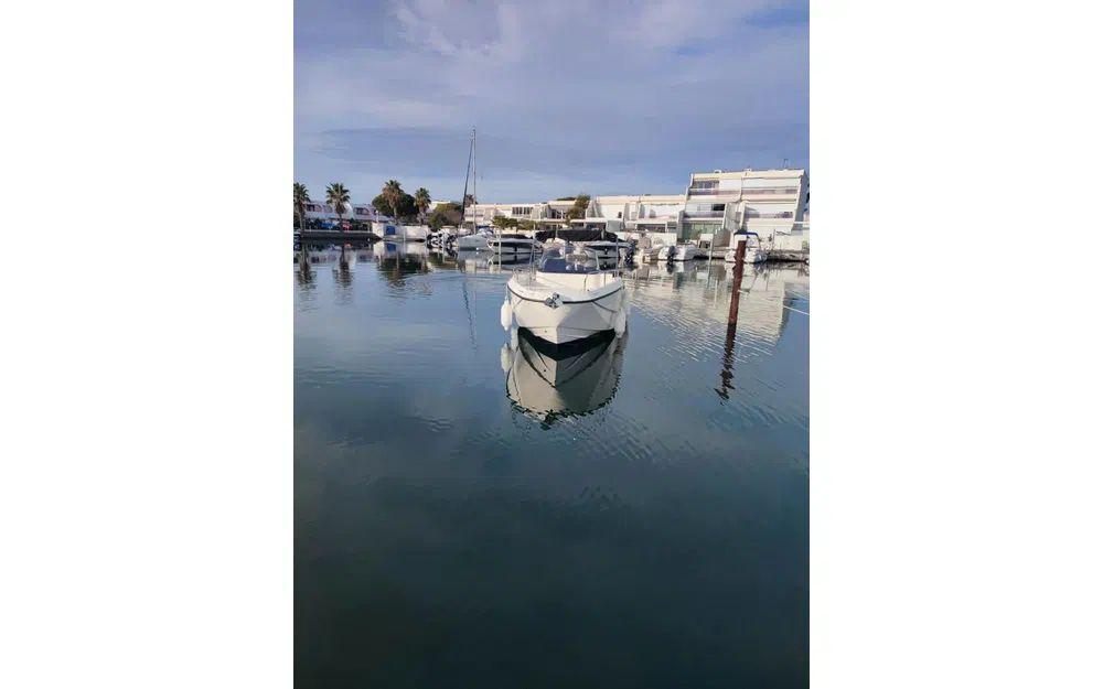 quicksilver Activ 755 open