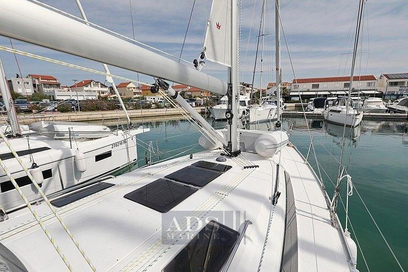 bavaria yachts 37
