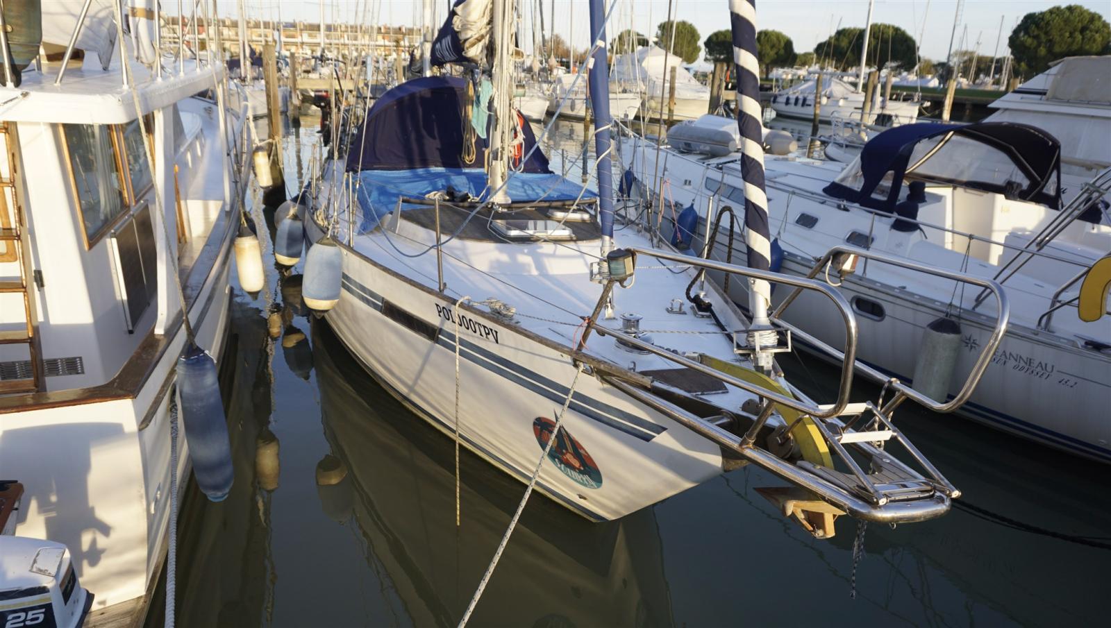 fibago italia Fibago camper & nicholson