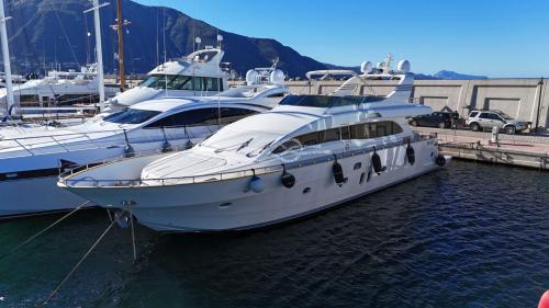 Canados 76