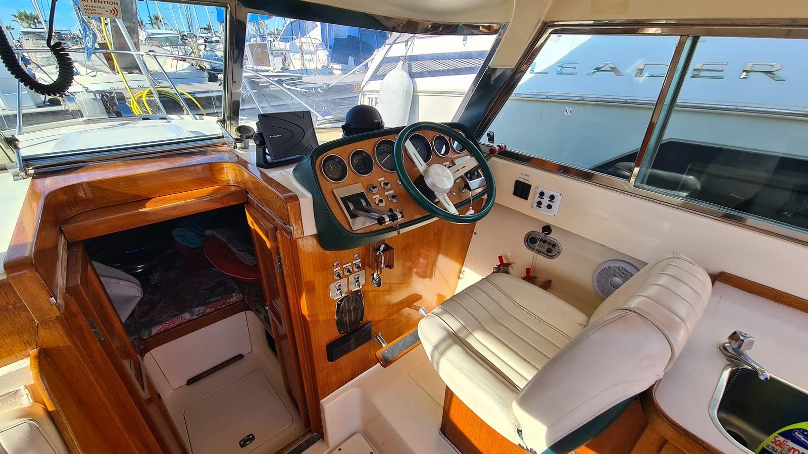 riva Fisherman 25