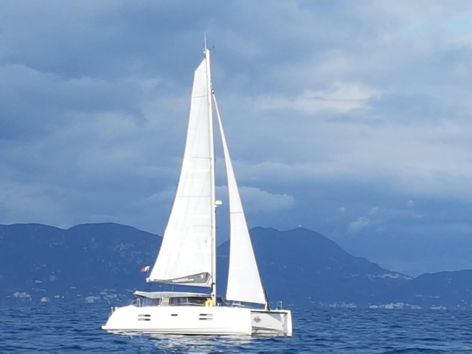 nautitech catamaran 40 open