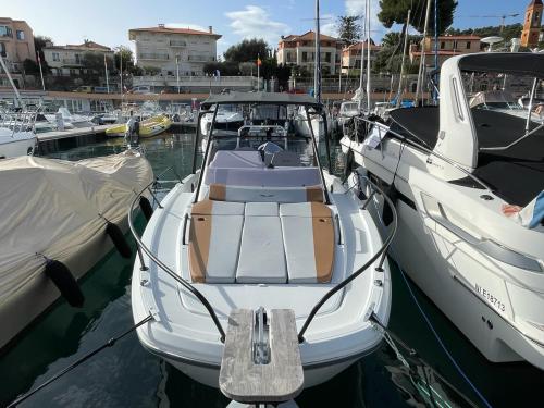 Beneteau flyer 8