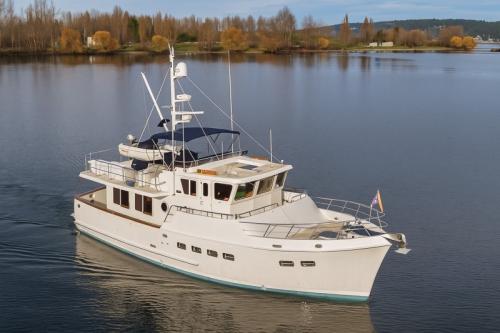 Selene yachts selene 47