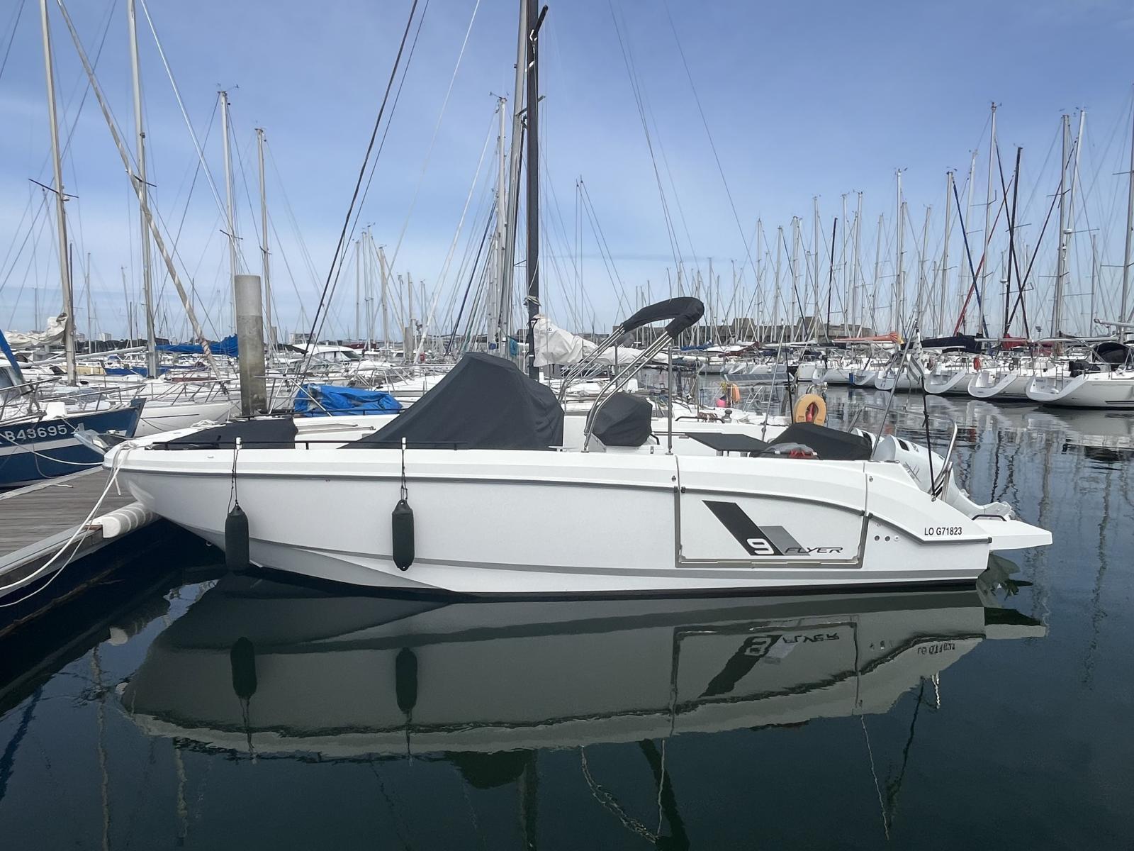 beneteau Flyer 9 spacedeck