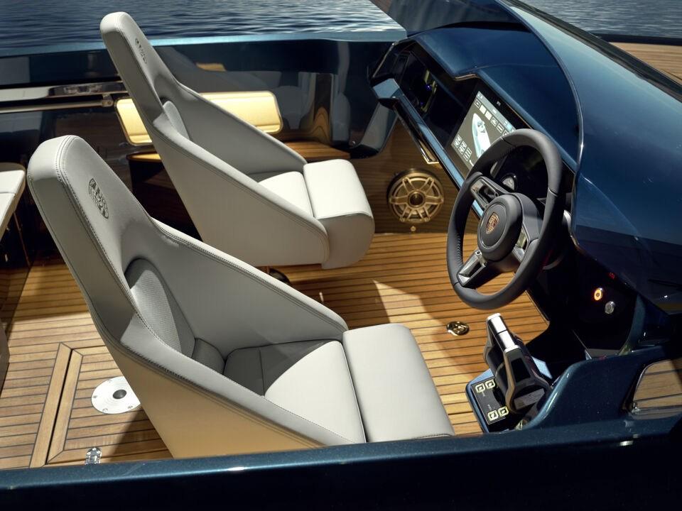 frauscher 790 spectre x porsche