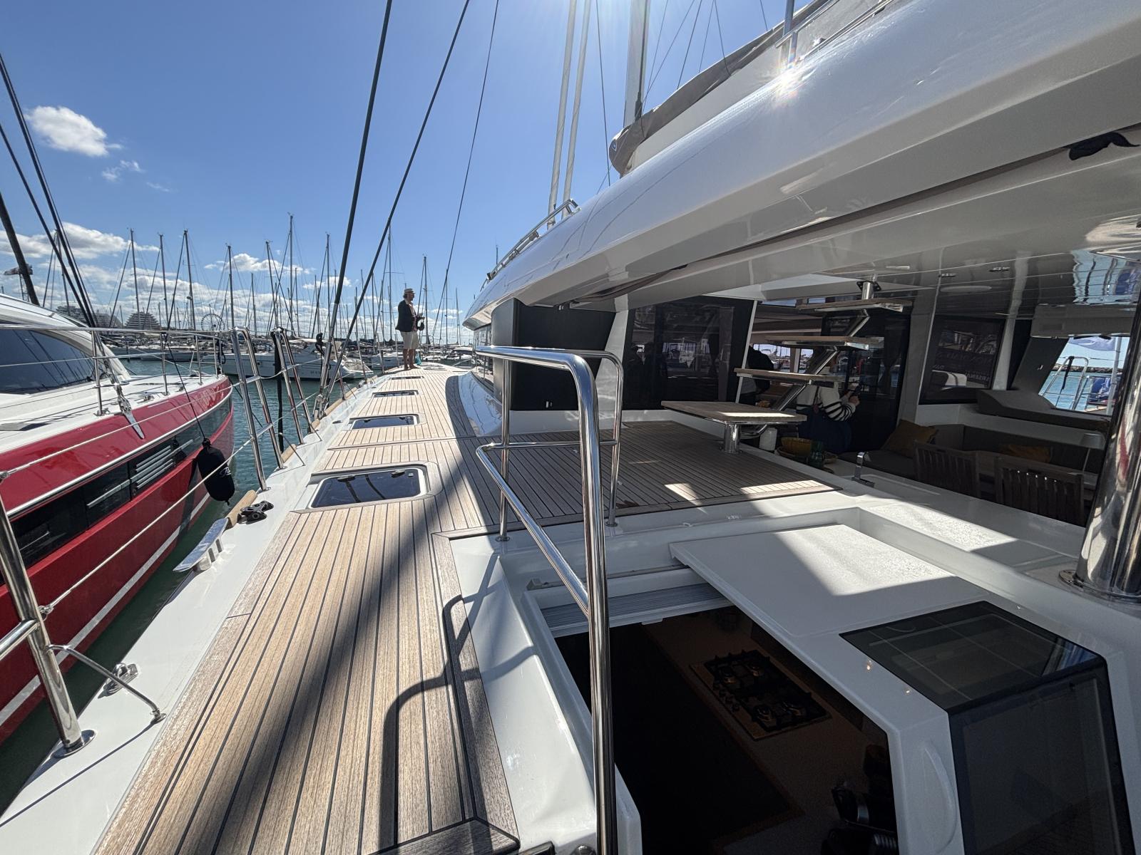 lagoon 620