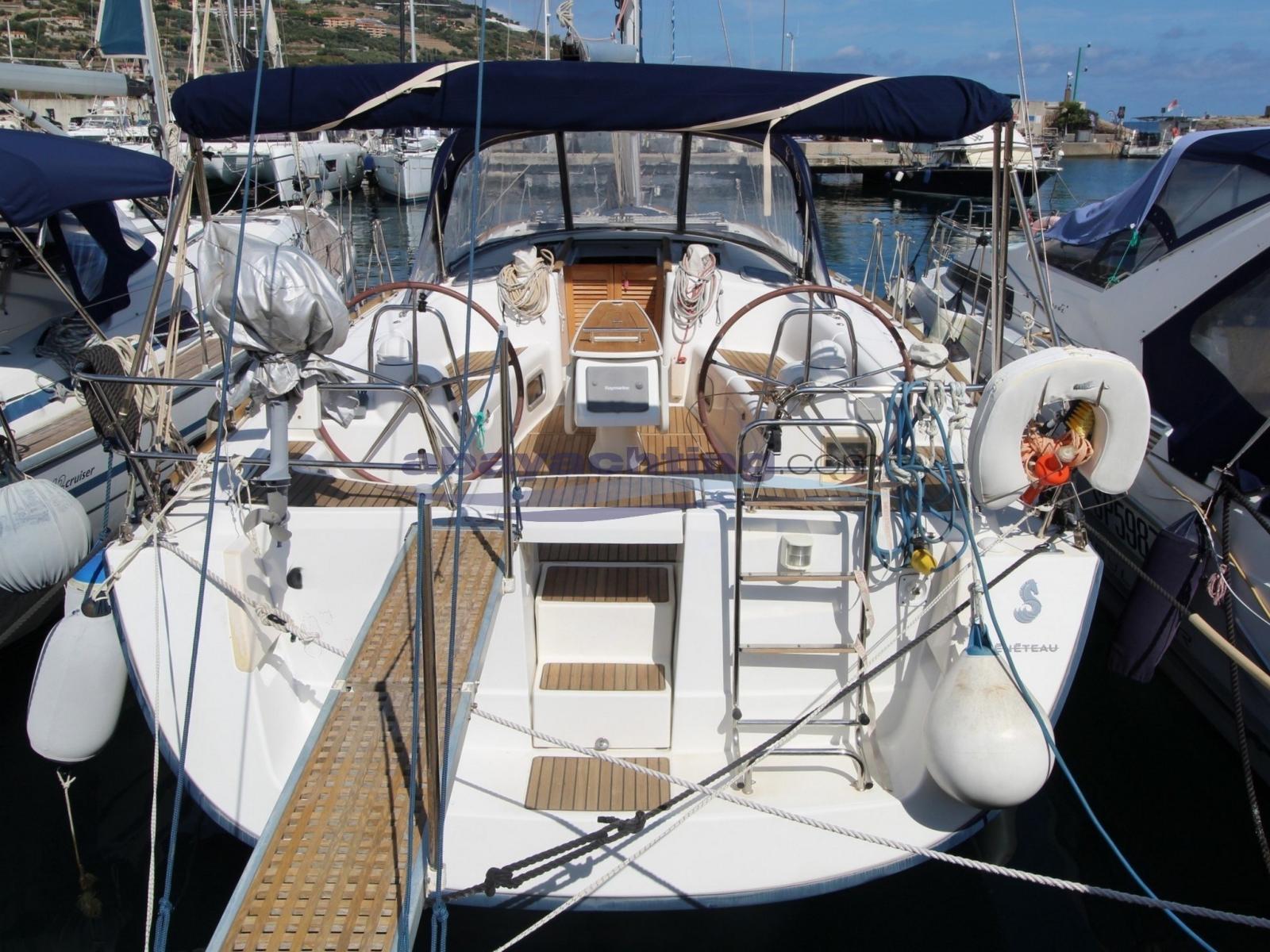 beneteau Oceanis 43