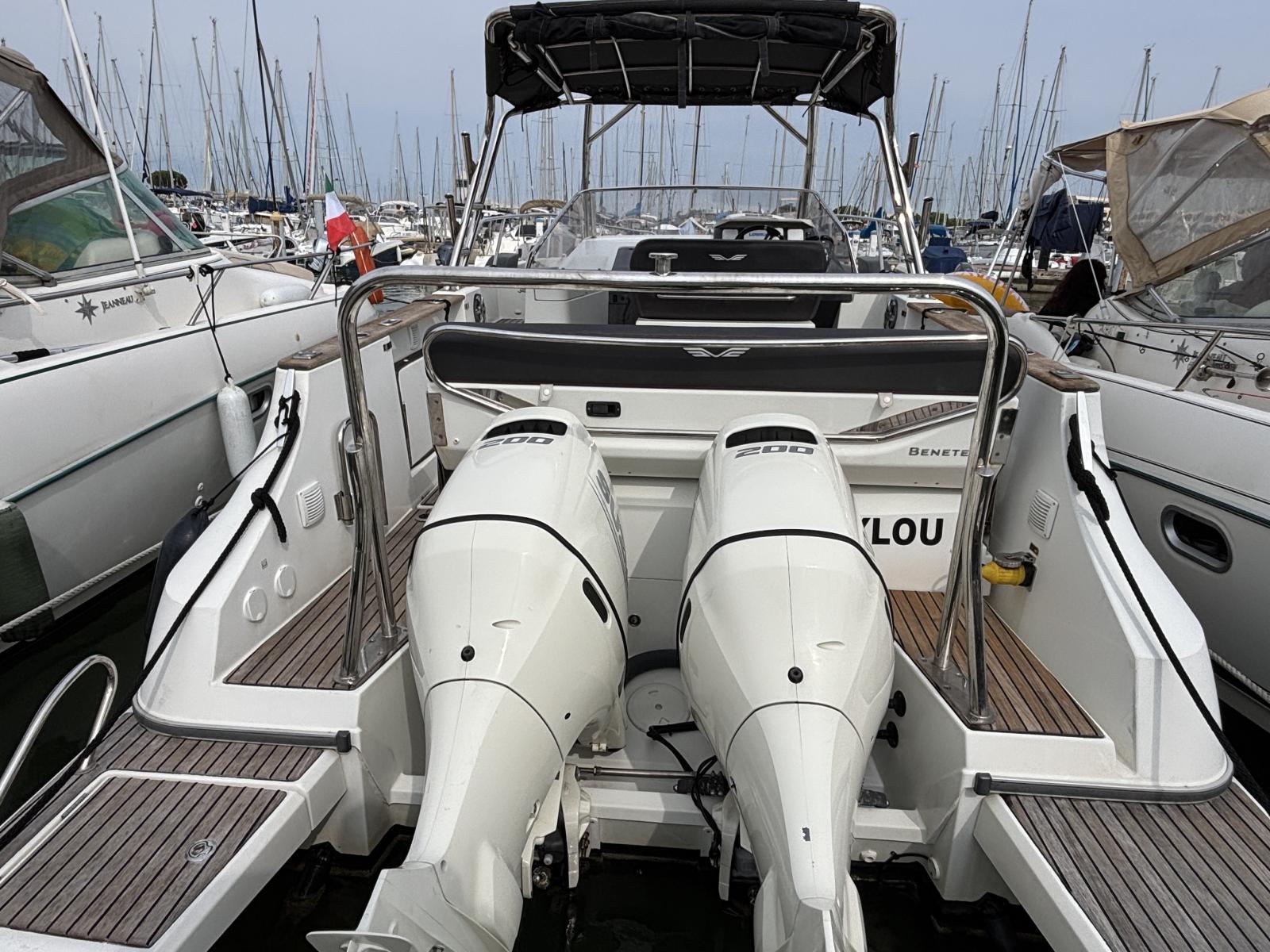 beneteau Flyer 8.8 sundeck