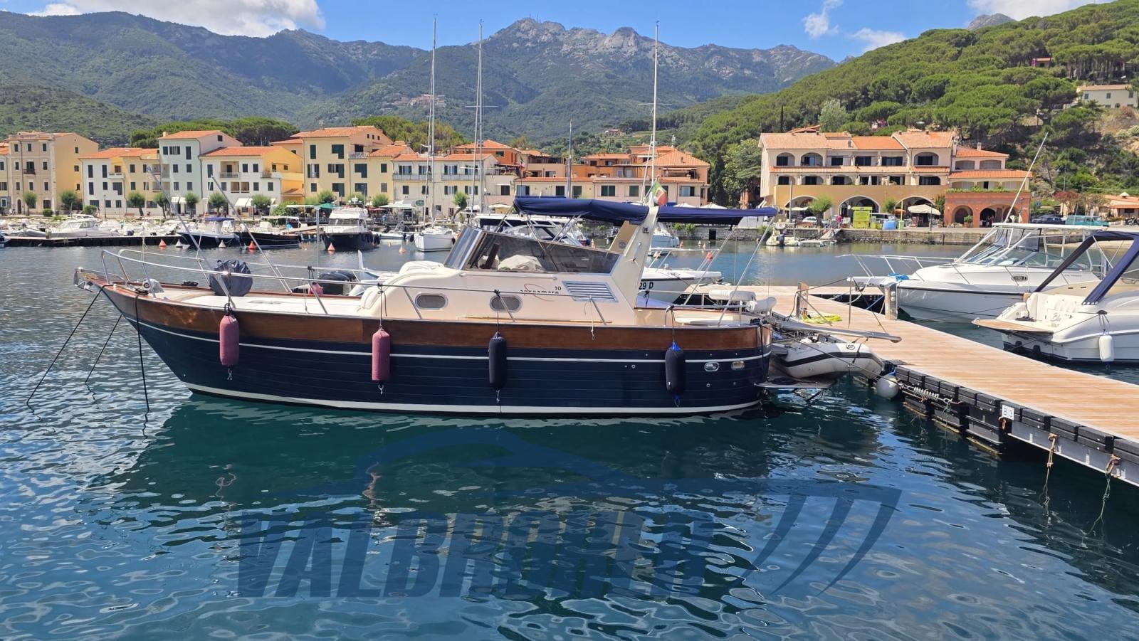 apreamare Aprea 10 semi cabin