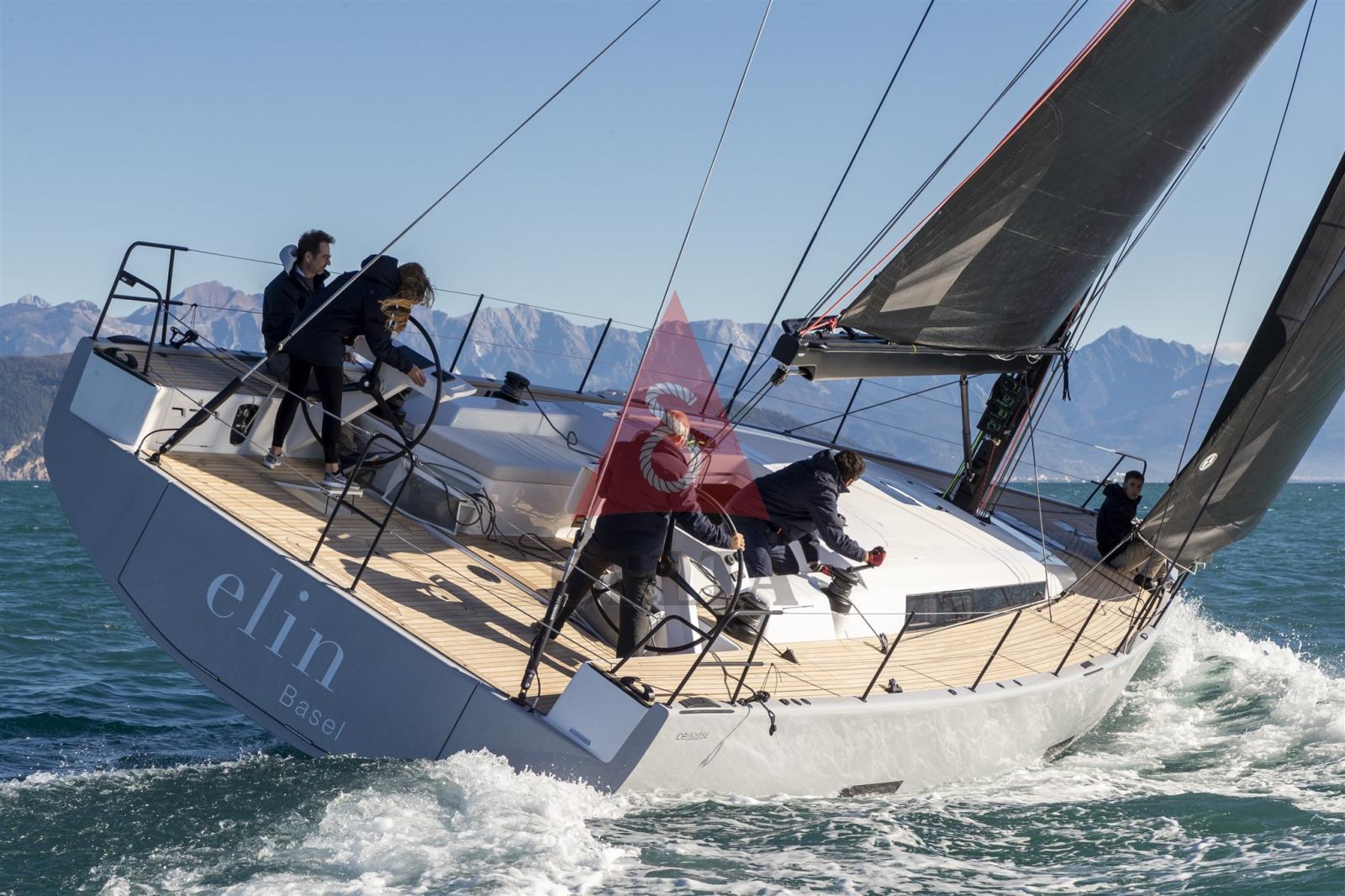 ice yachts 54
