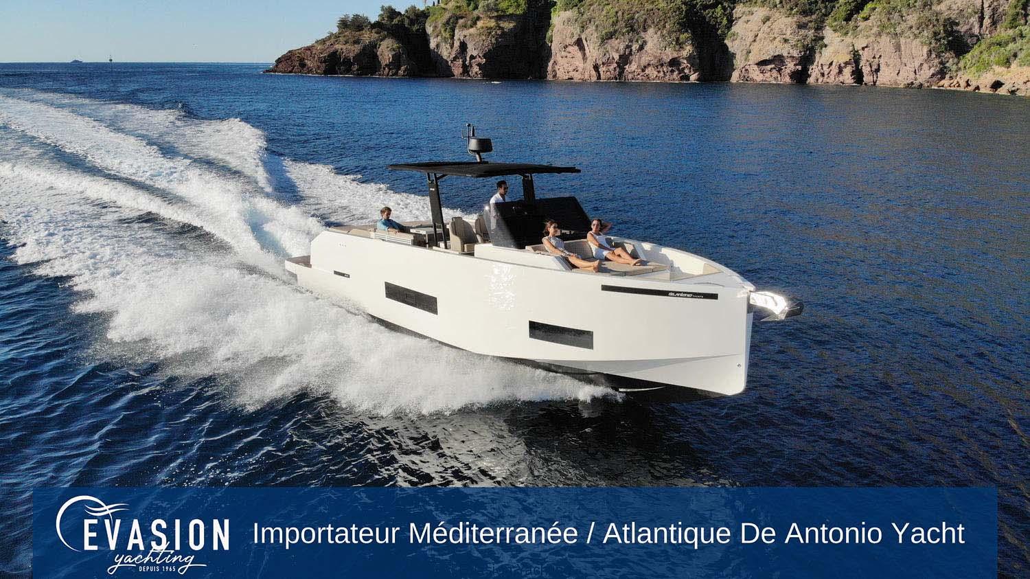 de antonio yachts D42 open