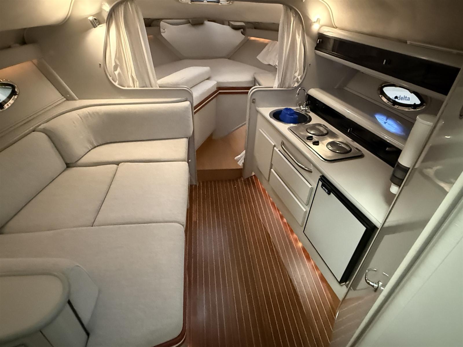 tiara yachts 290 sport - refit 2022/23