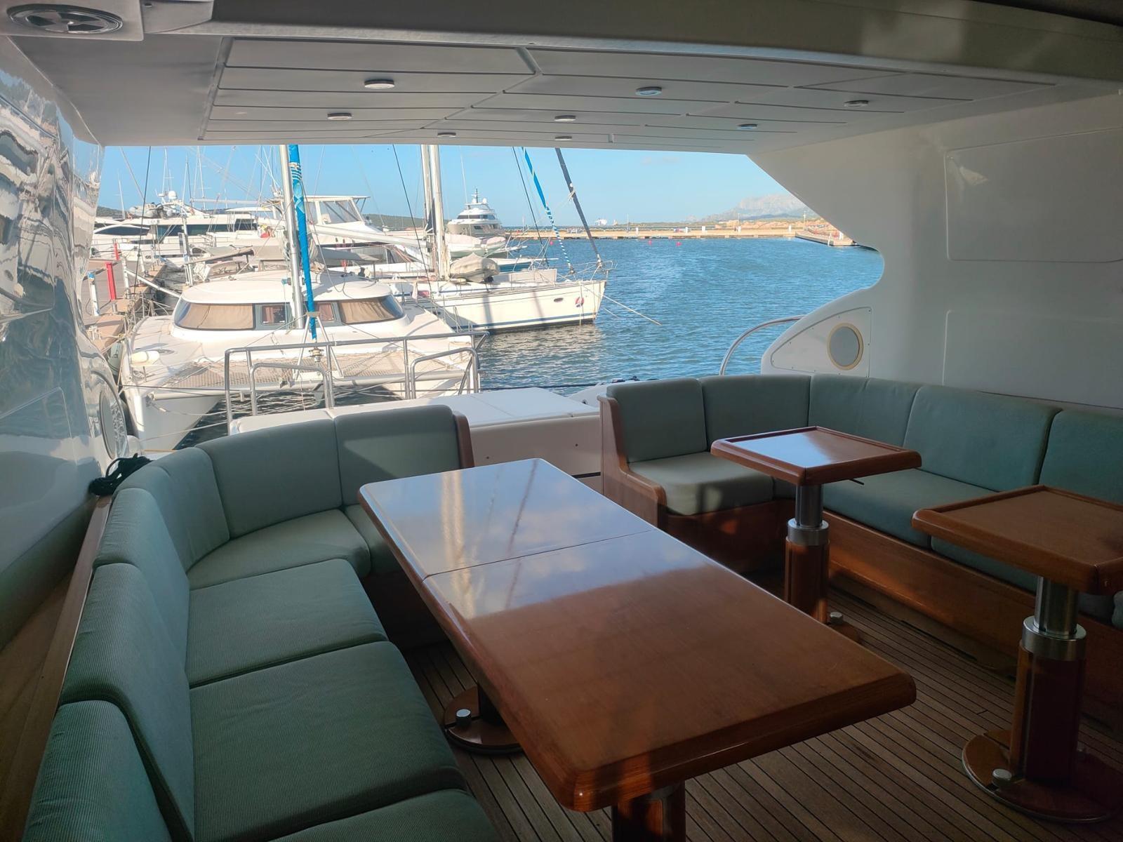mangusta 72