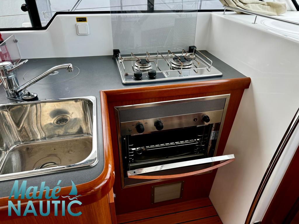 beneteau Antares 9.80