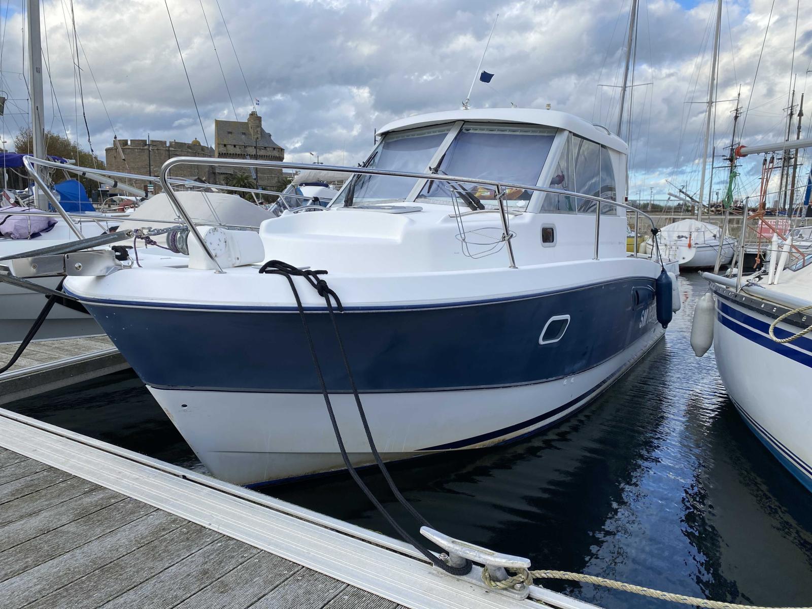 beneteau Antares 760