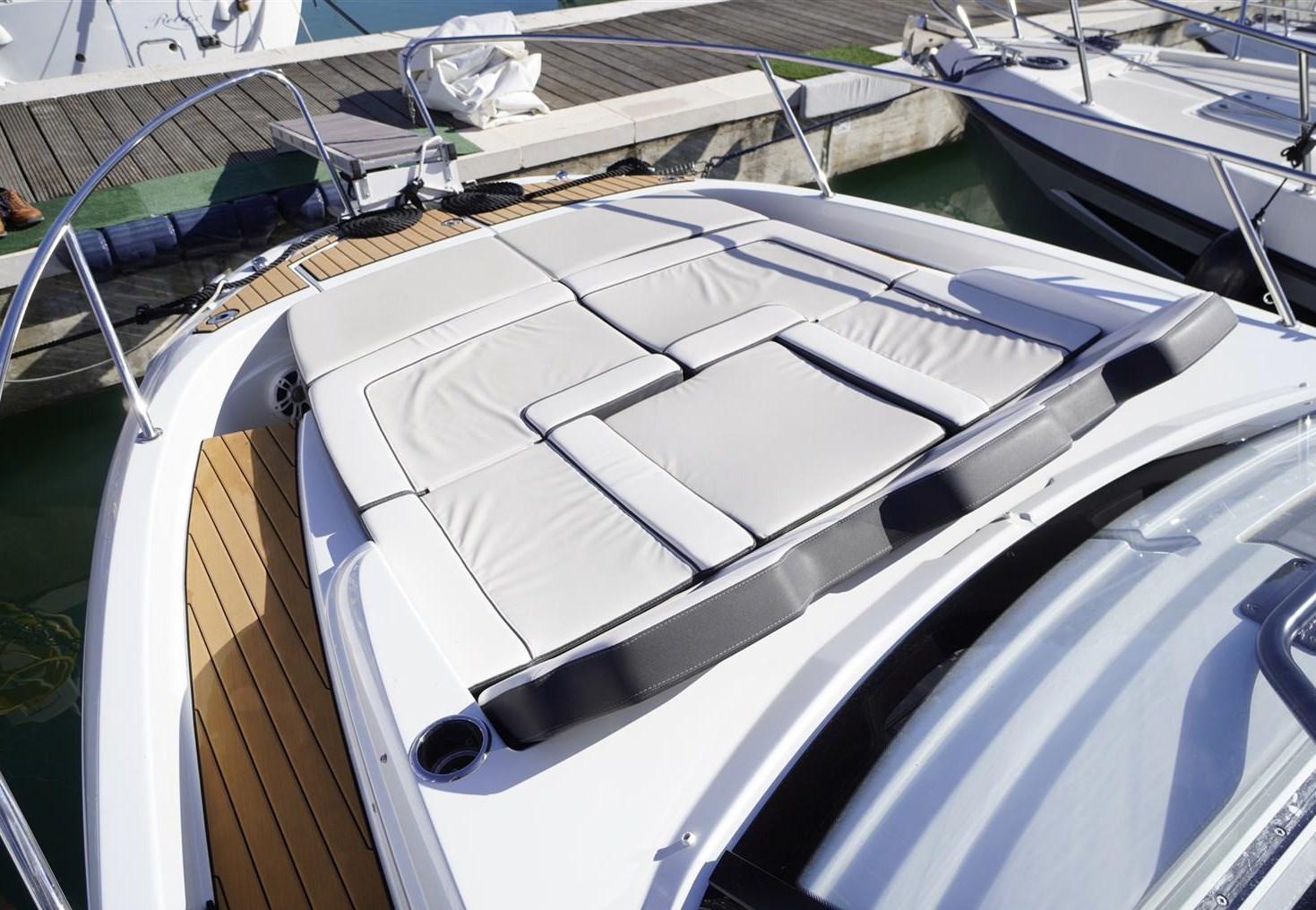 jeanneau Cap camarat 9.0 wa serie 2