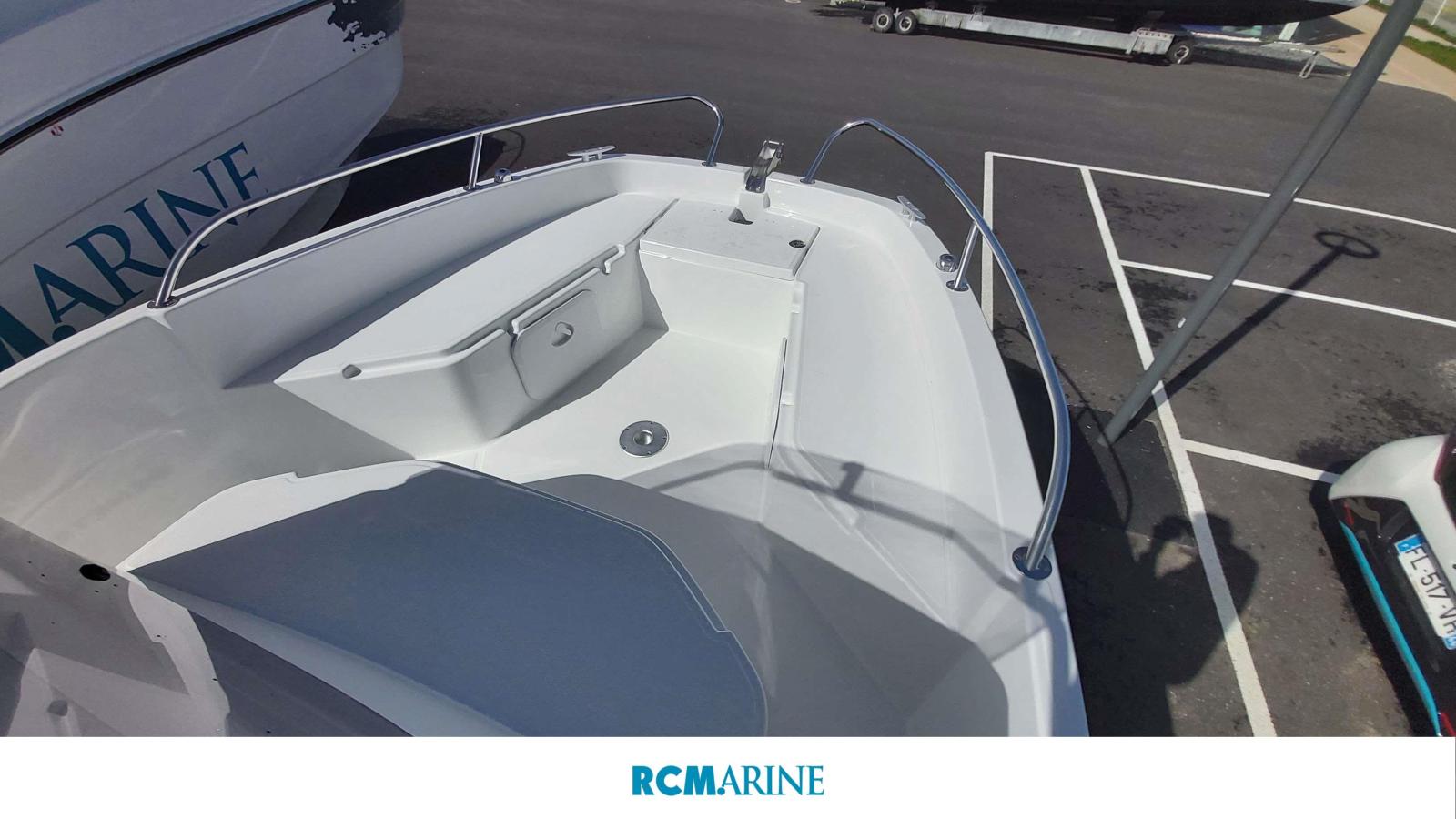 beneteau Flyer 6 spacedeck