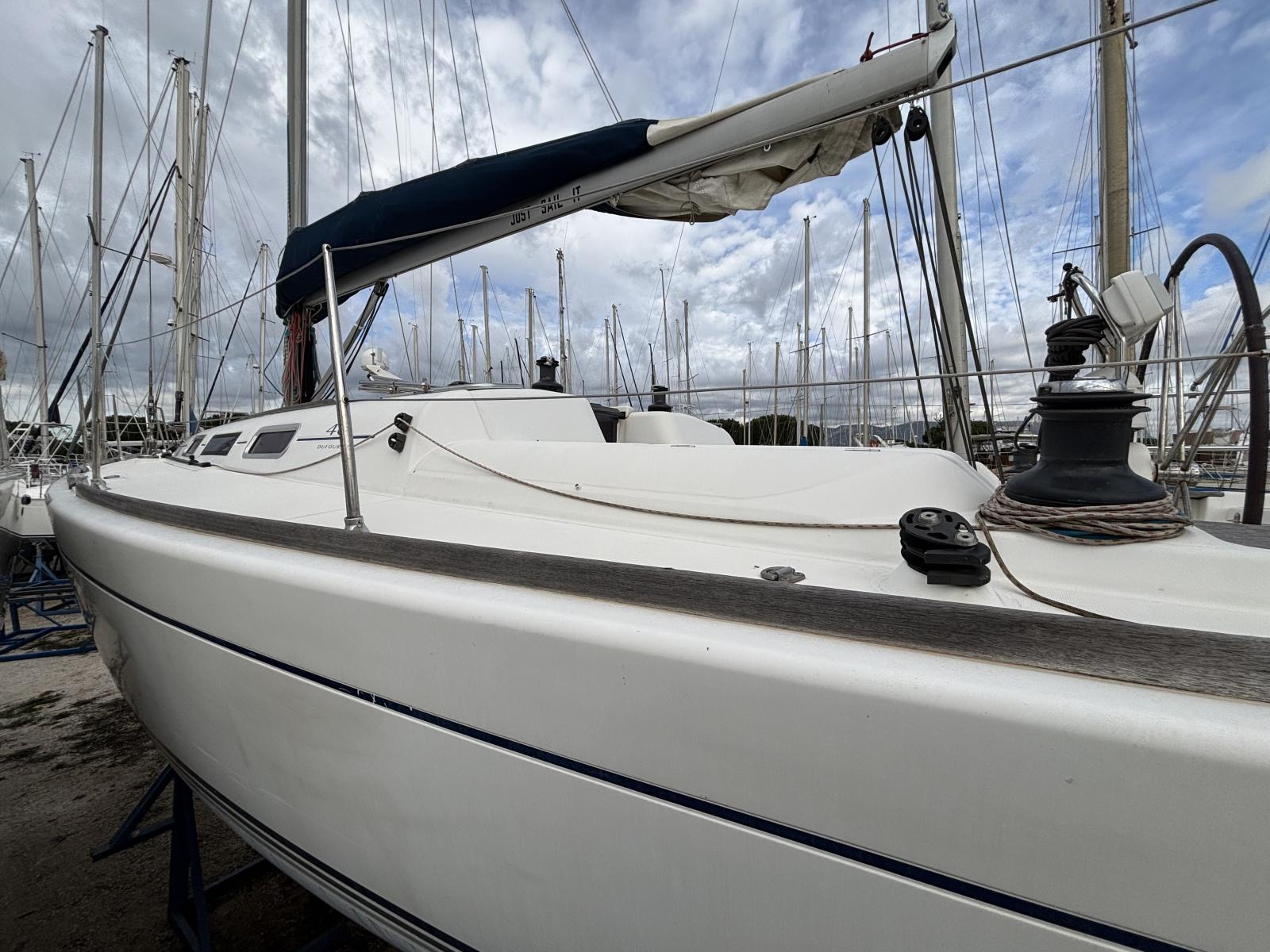 dufour 40 performance