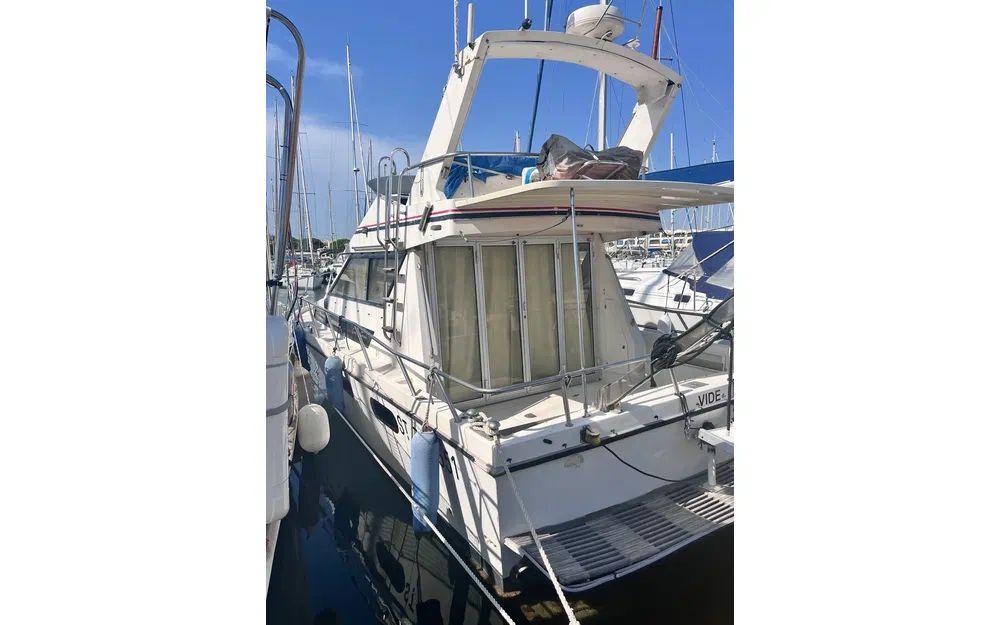 guy couach Guy couach 1050