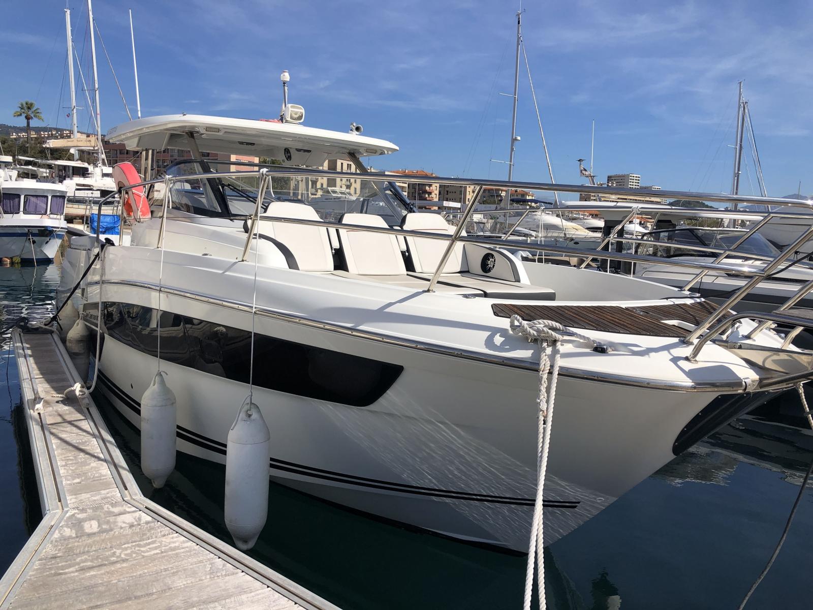 jeanneau Cap camarat 12.5 wa