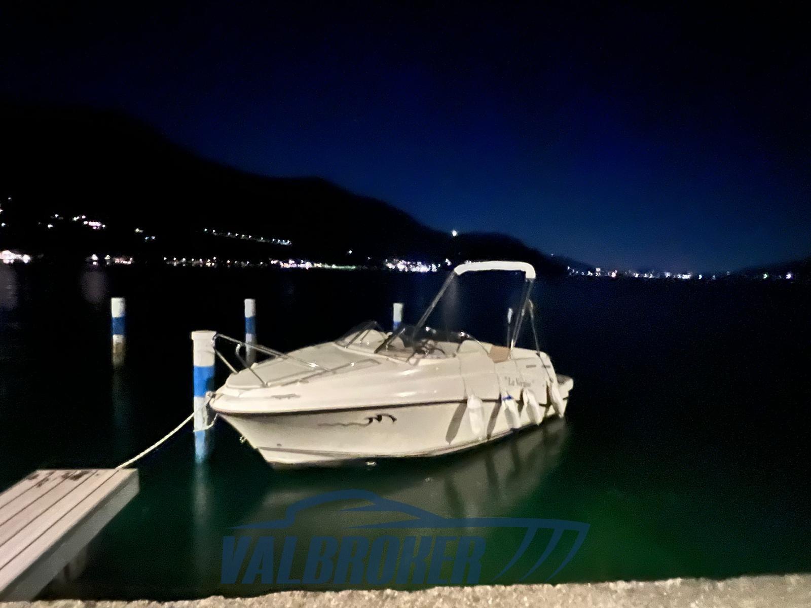 quicksilver Activ 640 cabin