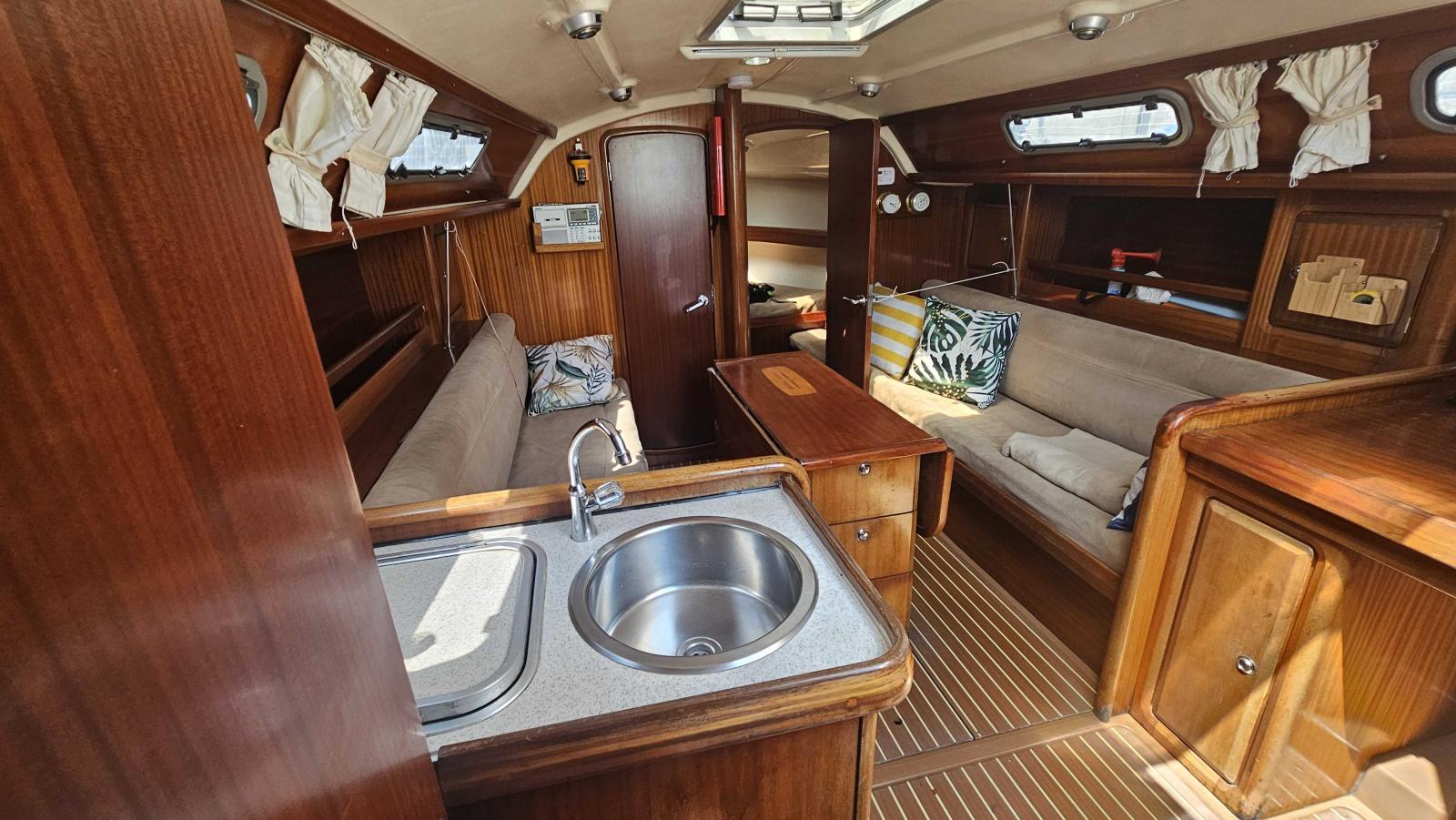 bavaria yachts 34