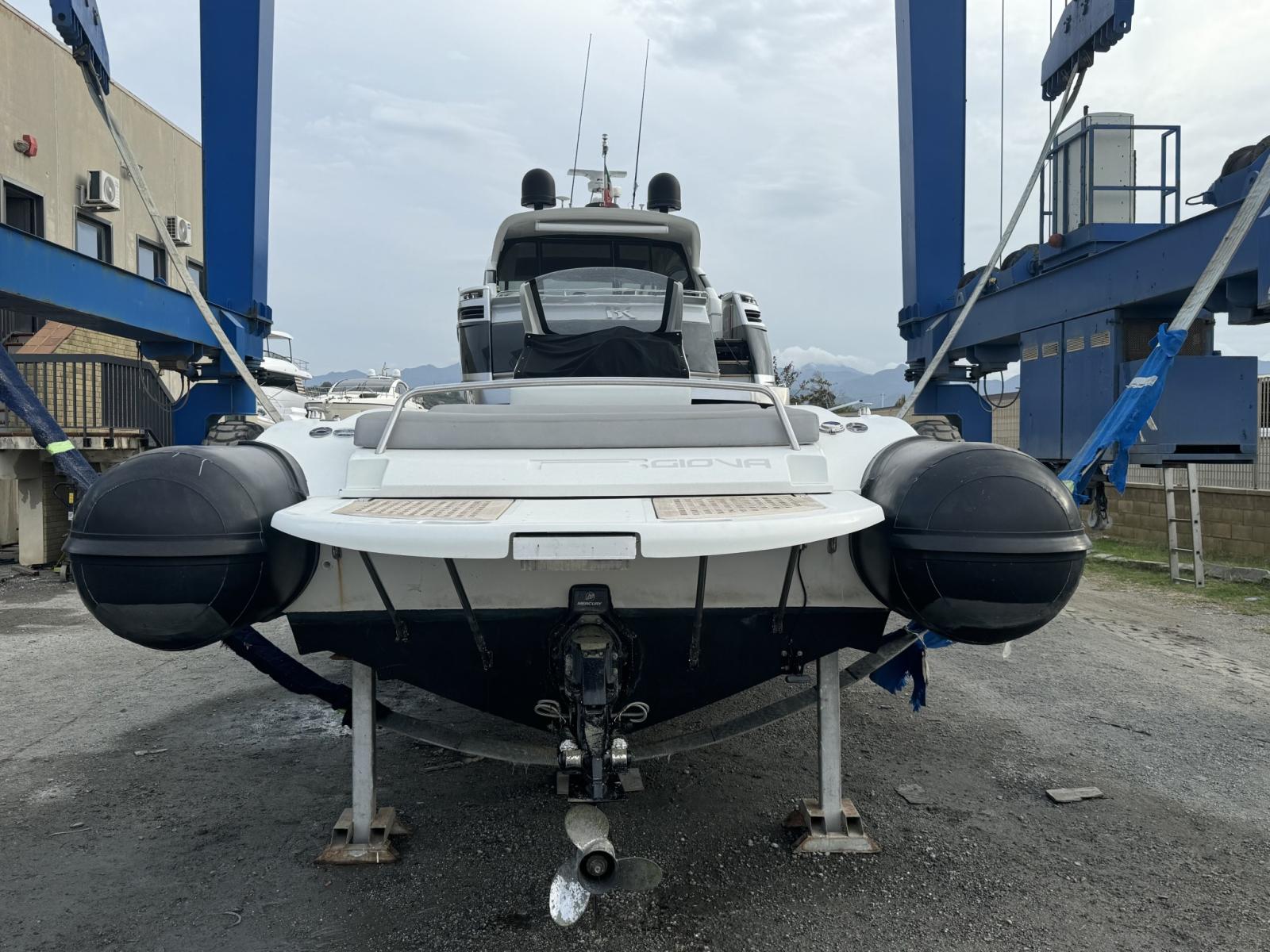 pirelli Pzero 880 sport