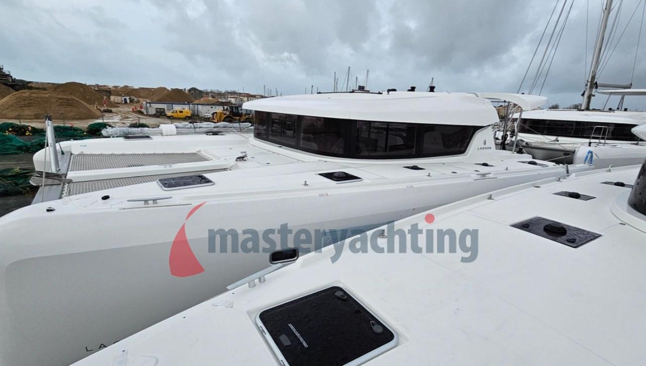 lagoon 42