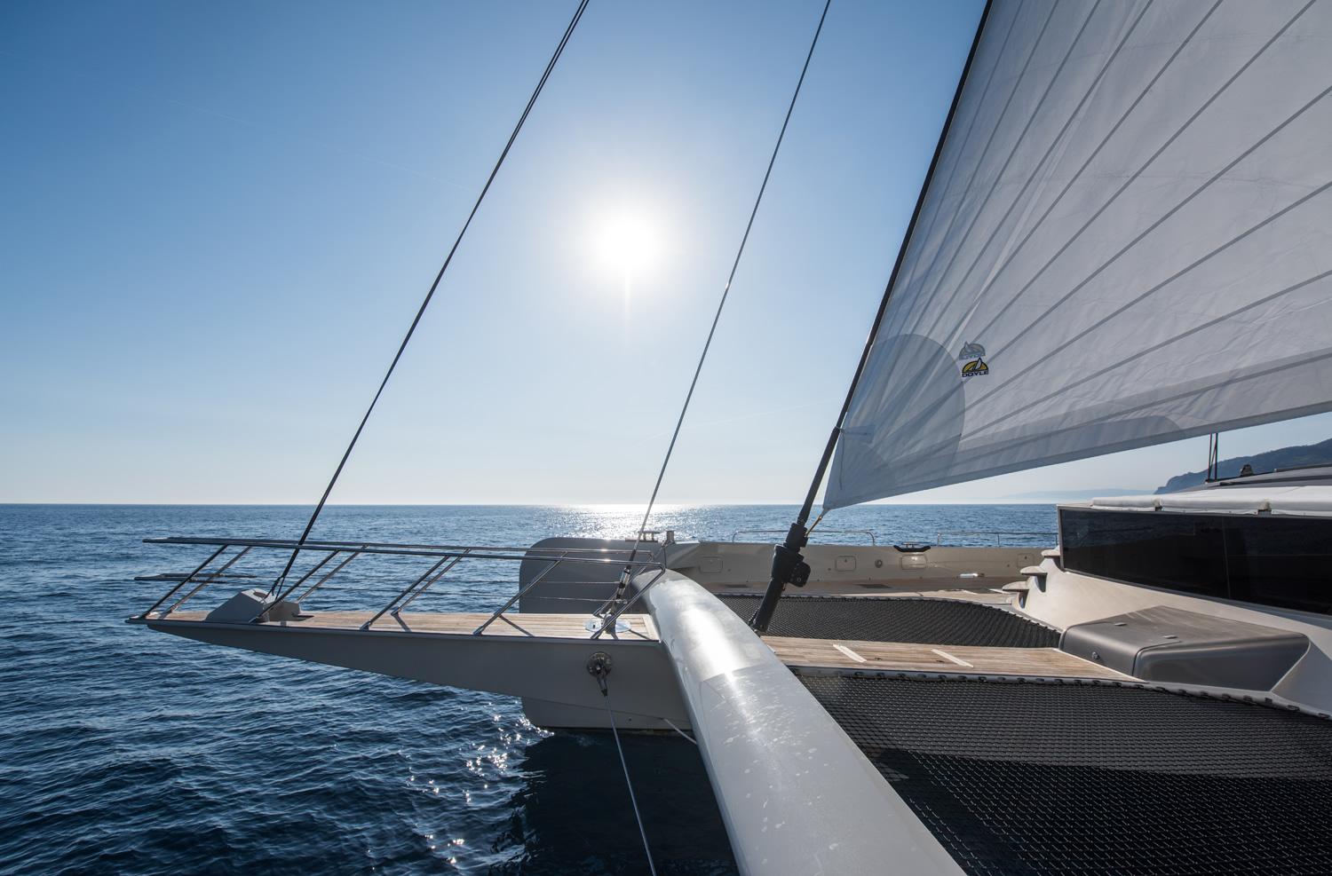 magic yachts 100\'