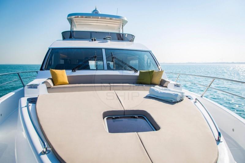 gulf craft Majesty 62