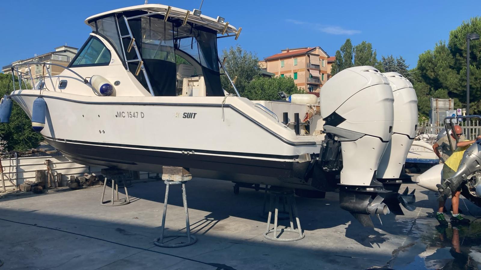 pursuit Os 335 offshore